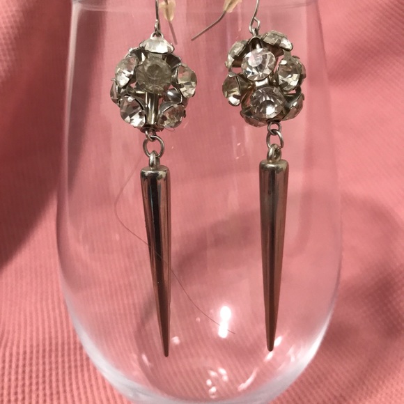 Jewelry - 2 Pr: Fun Earrings